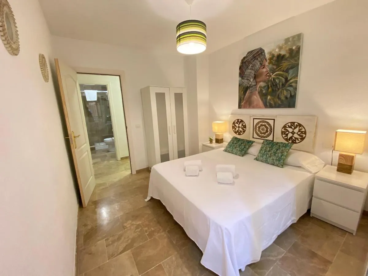 דירות טורמולינוס Weforyou Caracola Beach 11 0*,
